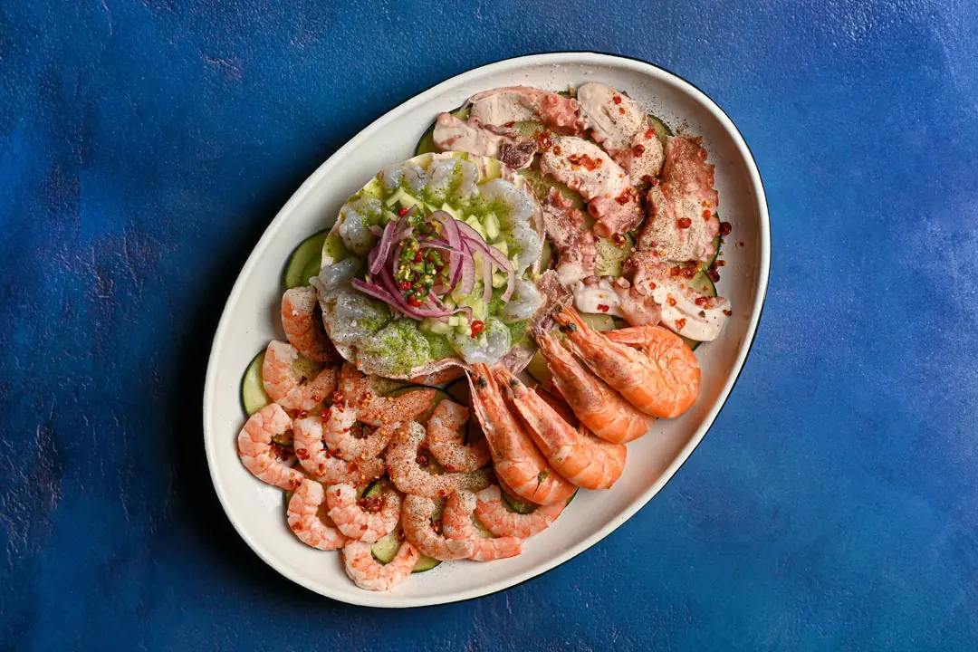 Fuente de mariscos para compartir